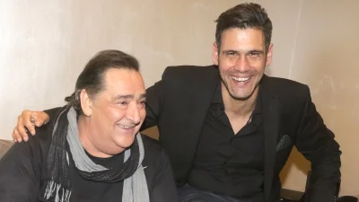 Συγκινεί ο Δημήτρης Ουγγαρέζος: «Ο Βασίλης Καρράς ήταν εκεί σε μία δύσκολη στιγμή για εμένα»