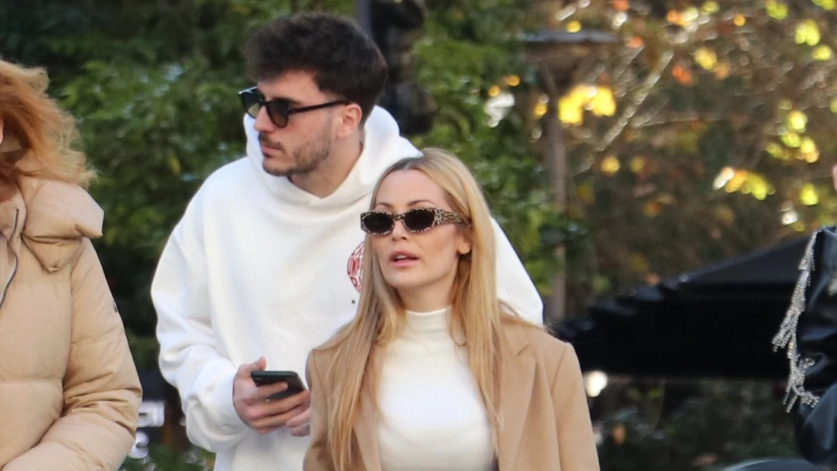 Ελένη Βουλγαράκη – Φώτης Ιωαννίδης: Νέα κοινή εμφάνιση για το ζευγάρι, αγκαλιασμένοι σε βάφτιση!