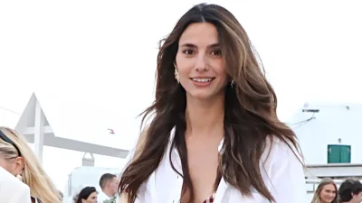 Ηλιάνα Παπαγεωργίου: Θα την έλεγες και φίλη της - Μια κούκλα με μελαχρινά μαλλιά η μητέρα της