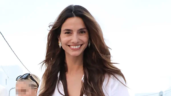 Ηλιάνα Παπαγεωργίου: Topless στην Μύκονο - Οι φωτογραφίες που "άναψαν φωτιές"