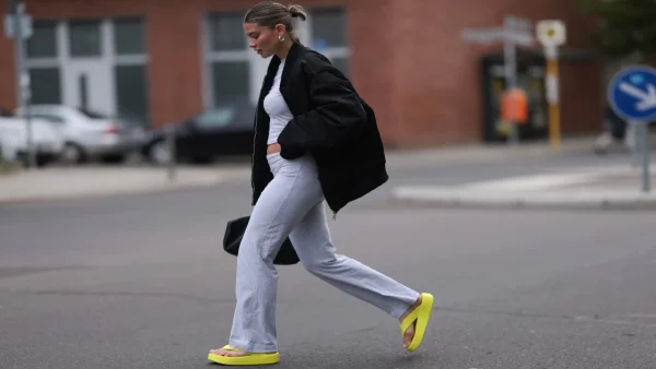 To athleisure style του καλοκαιριού απαιτεί μόνο ένα ρούχο