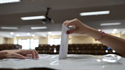 Με τι καιρό θα ψηφίσουμε την Κυριακή 9/6 - Θα πάμε παραλία μετά ή θα χρειαστούμε ομπρέλα;