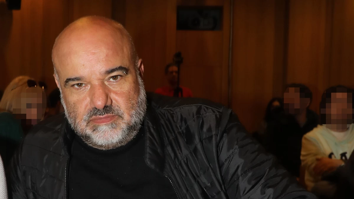 Κώστας Κωστόπουλος: Η απόφαση του δικαστηρίου για την κατηγορία του βιασμού - Οι αντιδράσεις στην αίθουσα στο άκουσμά της