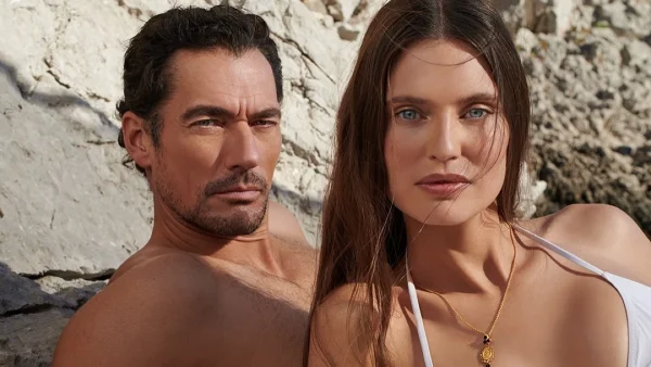 To φετινό καλοκαίρι έχει  άρωμα και χρώμα Light Blue!