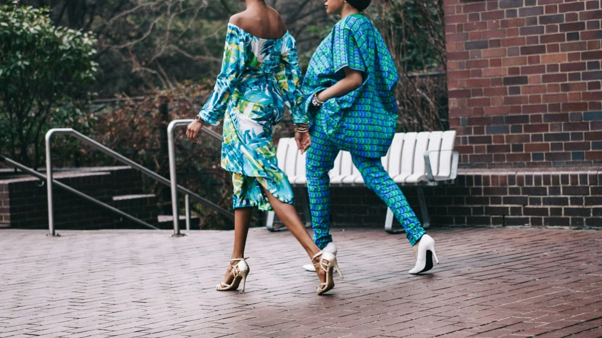 Μαμά & κόρη: 4 καλοκαιρινές τάσεις που ταιριάζουν και στις δύο