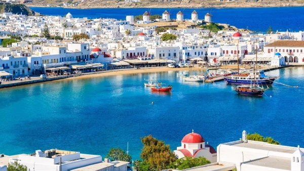Καλοκαίρι στη Μύκονο: Το νησί των ανέμων και των ατελείωτων απολαύσεων