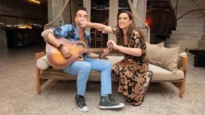 Όσα (δε) λέμε (3/6): Ο Πάνος Μουζουράκης «εισβάλλει» στο πλατό της Άννας Δρούζα