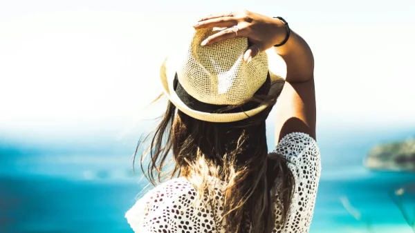 Zara Trends: Οι εσπαντρίγιες που θα φοράς στις διακοπές - 7 στυλ για να διαλέξεις