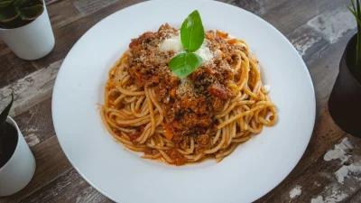 Spaghetti Bolognese: Αυτή είναι μια από τις top συνταγές για το κλασικό Ιταλικό αυτό πιάτο