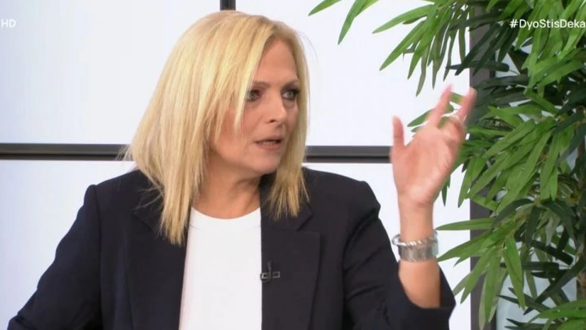 Χριστίνα Λαμπίρη: «Τα εγγόνια μου δεν με λένε γιαγιά! Ο μεγάλος που είναι τεσσάρων...» - Η σπάνια εξομολόγηση για την οικογένειά της