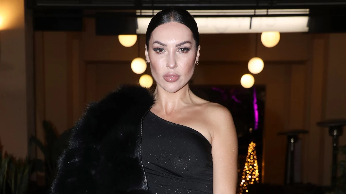 Ζέτα Θεοδωροπούλου: Η γυναίκα που ''φωτογραφίζει'' με νέα ανάρτηση κόλαφο - «Η δεύτερη θα είναι πάντα...»