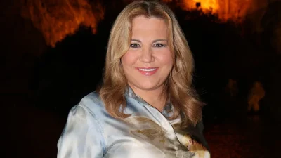 Δέσποινα Μοιραράκη: Τα μπλεξίματα της παρουσιάστριας με την αστυνομία - Πέρασε με κόκκινο, δεν σταμάτησε σε μπλόκο και...