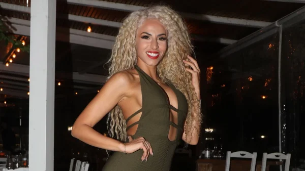 Όταν η Αναστασία Γιούσεφ χόρεψε για τον πρόεδρο Μπους στη θαλαμηγό της Λάτση: «Με πήραν με ελικόπτερο»