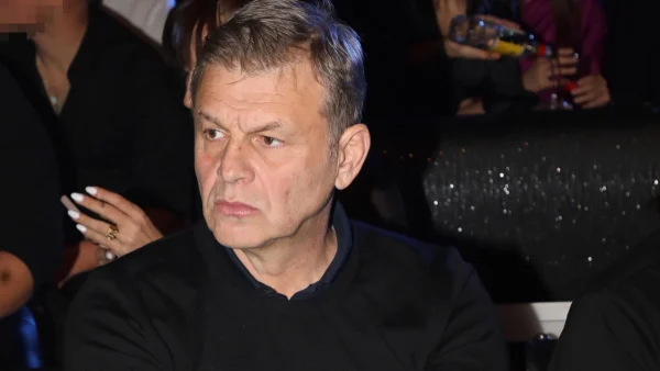 Απόστολος Γκλέτσος: «Στην Ελλάδα θα είμαστε πάντα μια κομπλεξική επαρχία! Θα γίνουμε πρωτεύουσα όταν...»