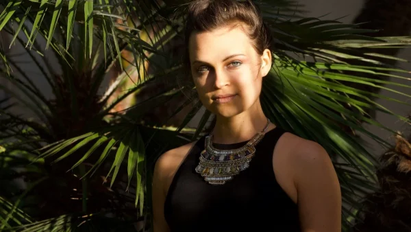 7 απίστευτα πλεονεκτήματα που έχει ένα total black look