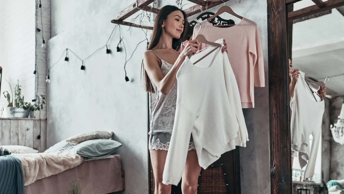 Το κόλπο για να αρωματίσεις τα ρούχα & τα εσώρουχα με ένα παραδοσιακό καλλυντικό