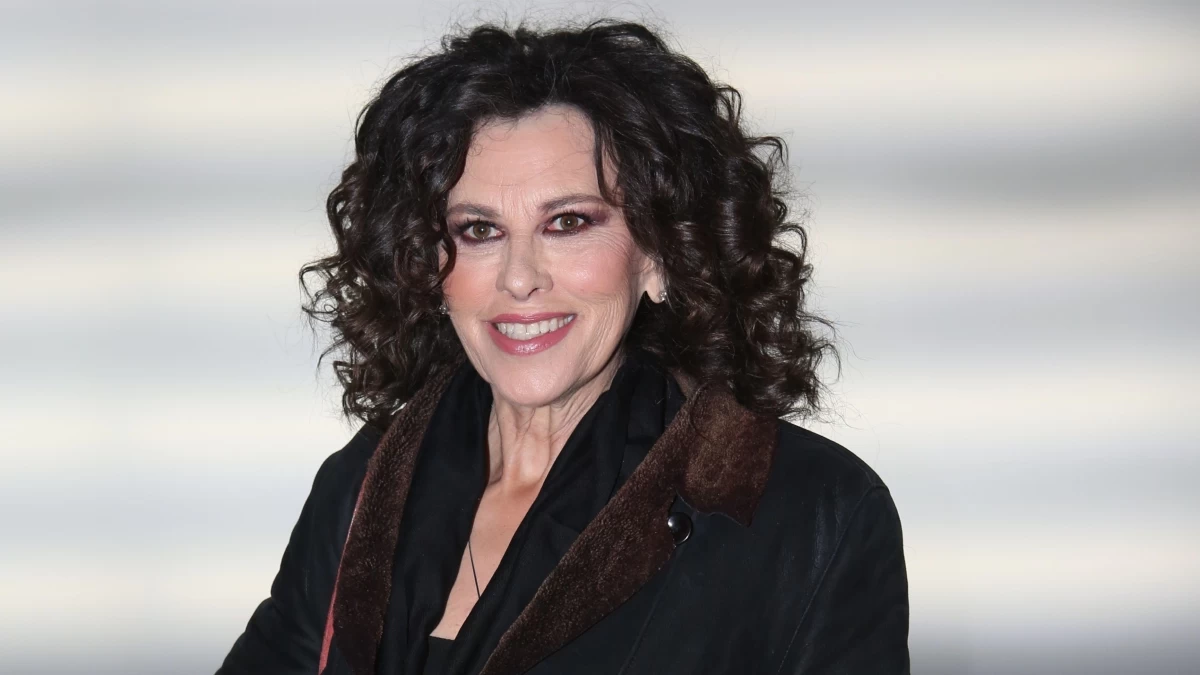 Ελευθερία Αρβανιτάκη: Ακύρωσε τις εμφανίσεις της με τον Διονύση Σαββόπουλο - Τι συνέβη