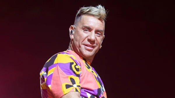 Γιώργος Μαζωνάκης: Αφήνει ανοιχτά αιχμές - Φωτογραφήθηκε έξω από το ακίνητο "μήλον της έριδος" στη Μύκονο