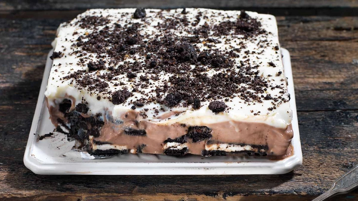 Δροσερό μπισκοτογλυκό ψυγείου με oreo - Με λιγότερο από 10 υλικά, έτοιμο σε χρόνο dt