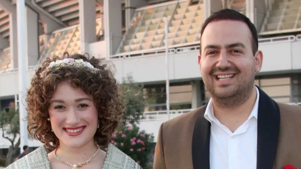 Γέννησε η Ιλάειρα Ζήση - Η φωτογραφία με τον Μαυρικίου και το νεογέννητο μέσα στο χειρουργείο