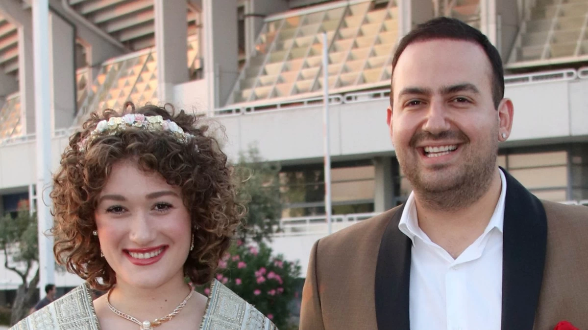 Γέννησε η Ιλάειρα Ζήση - Η φωτογραφία με τον Μαυρικίου και το νεογέννητο μέσα στο χειρουργείο