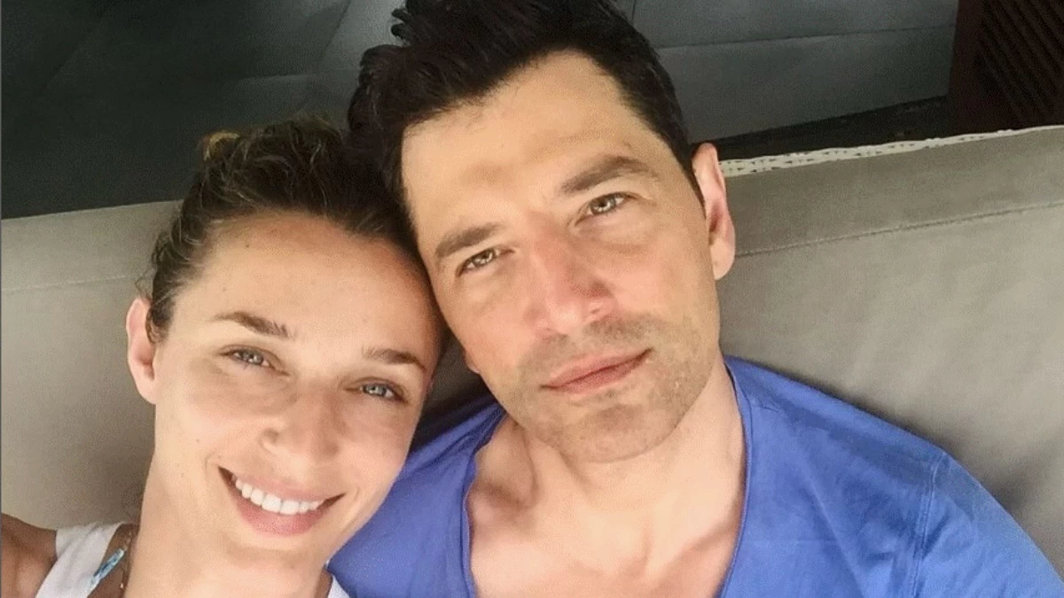 Σάκης Ρουβάς: Την κοιτάζει και "λιώνει" - Η τρυφερή φωτογραφία φιλώντας την Κάτια Ζυγούλη