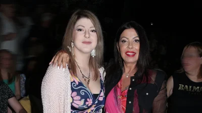 Άντζελα Δημητρίου: «Σ’ αγαπώ μικρό μου!» - Ρίγη συγκίνησης με τις φωτογραφίες από την βάφτιση και τις σχολικές παραστάσεις της Όλγας Κιουρτσάκη