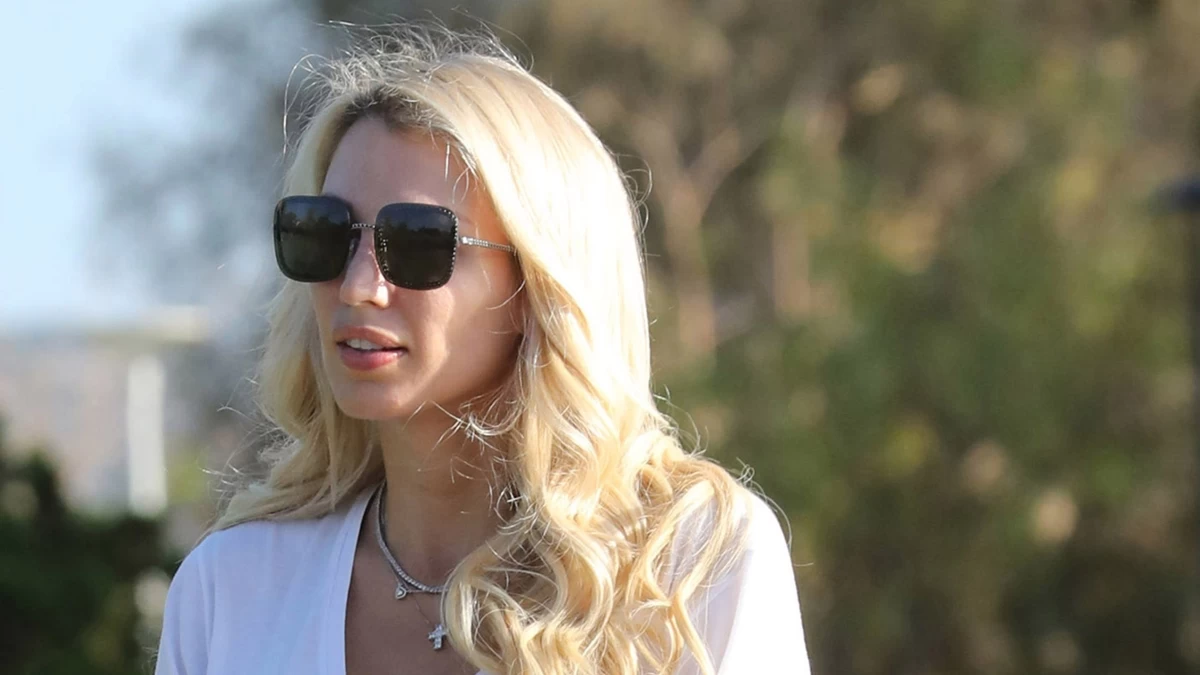 Κωνσταντίνα Σπυροπούλου: Με παντόφλες και πιασμένα μαλλιά - Που βρισκόταν λίγο πριν γεννήσει