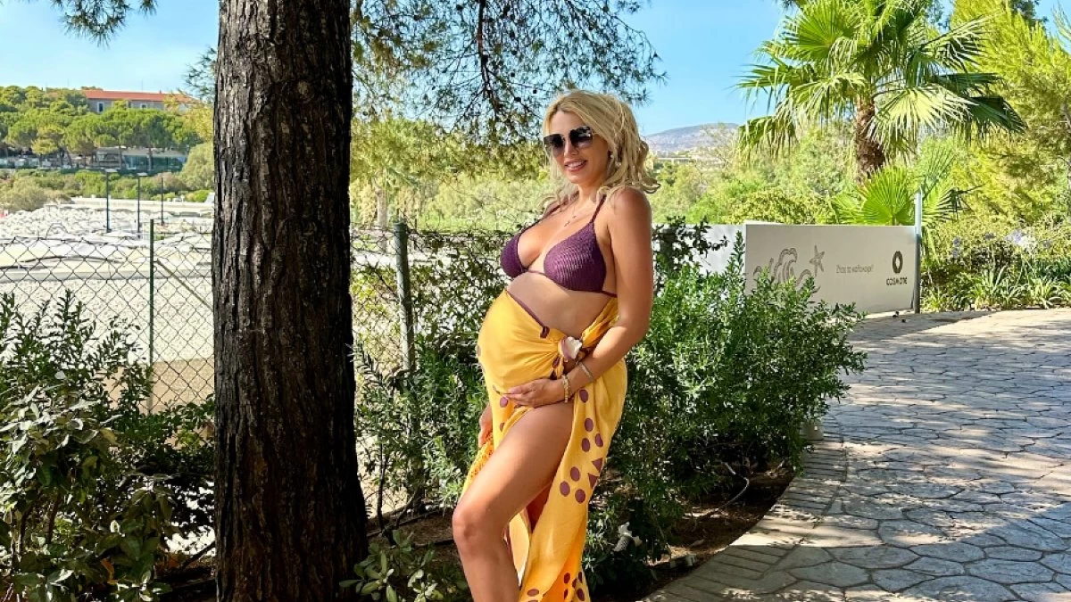 Κωνσταντίνα Σπυροπούλου: Το σώμα της δέκα μέρες μετά την γέννα του δεύτερου παιδιού της - Η πρώτη ολόσωμη ανάρτησή της