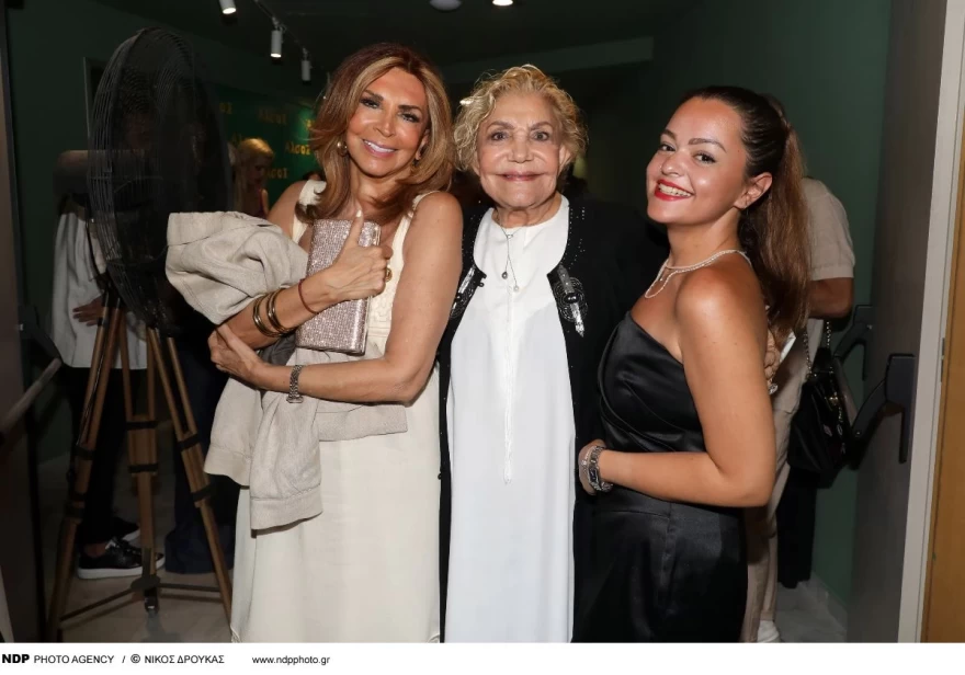 Μιμή Ντενίση