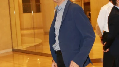 Μπαμπάς για πρώτη φορά γνωστό πρόσωπο της πολιτικής σκηνής - Αυτό είναι το φύλο του μωρού που περιμένει η σύντροφος του