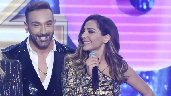 Νίκος Κοκλώνης: Eύχεται στην Δέσποινα Βάνδη για τα γενέθλια της