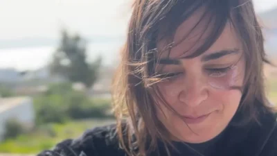 Ντέμη Γεωργίου: «Θα μας κοιτάς από κει ψηλά και θα...» - "Τσακίζει κόκαλα" ο κολλητός της, Άρτσι, με τον δημόσιο αποχαιρετισμό του