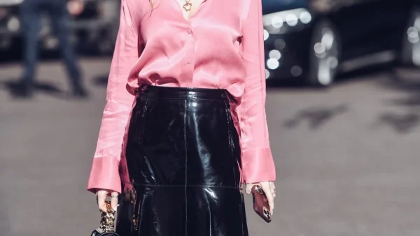 10+1 τρόποι για να φορέσεις το ροζ πέρα από τα συνηθισμένα