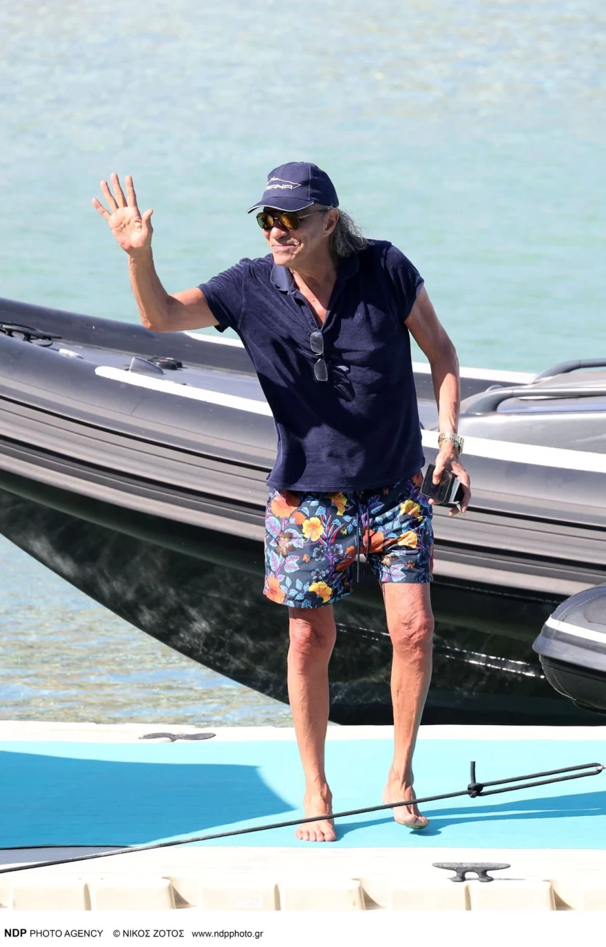 Ηλίας Ψινάκης - Μύκονος - Σκάφος