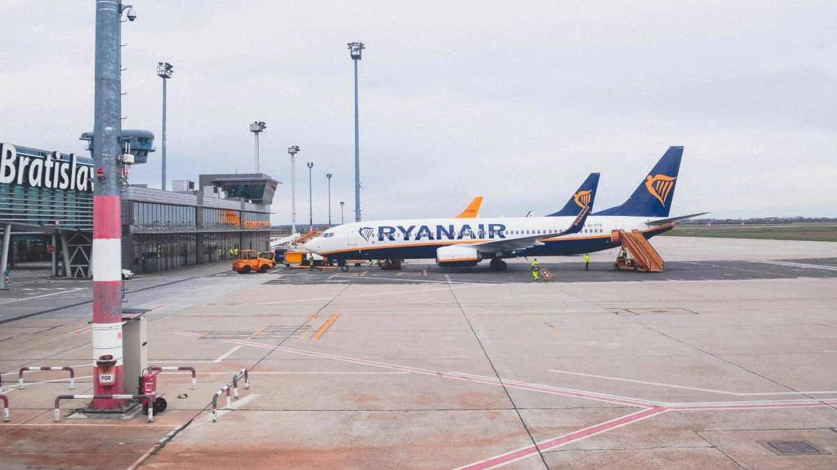 Ryanair: Σούπερ ευκαιρία - Φθηνά εισιτήρια για ταξίδια από τώρα έως και τον Σεπτέμβρη