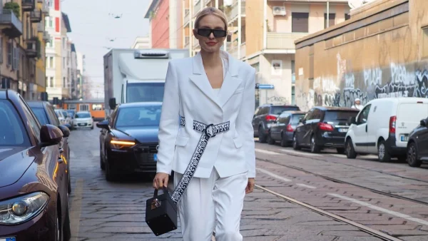 Office look: 5 στυλάτα outfits που θα φορέσουμε στο γραφείο το καλοκαίρι