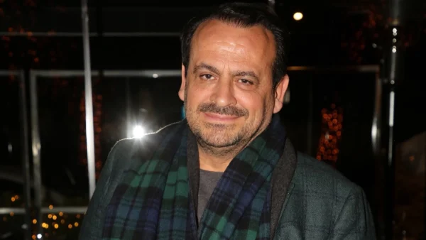 Ο Βασίλης Ζούλιας θυμάται την Βουγιουκλάκη: «Στο κρεβάτι με την Αλίκη, για φαντάσου»