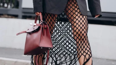 Aυτό το chic trend εκθρονίζει το φόρεμα αυτό το καλοκαίρι