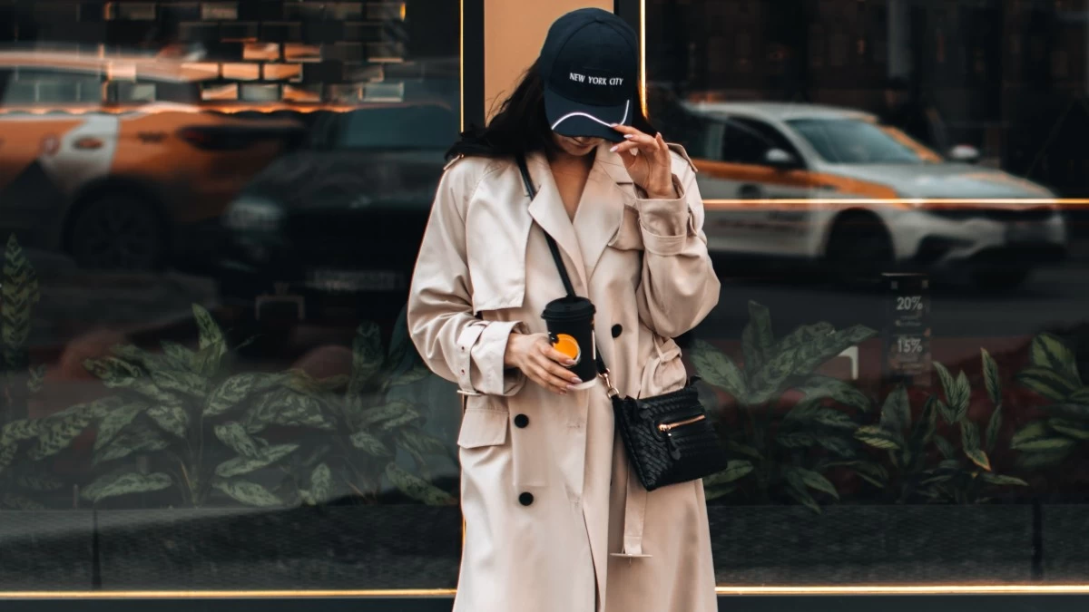 High budget VS Low budget: 6 επώνυμα καλοκαιρινά must-have και οι φθηνότερες εναλλακτικές τους