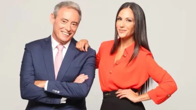 Ιορδάνης Χασαπόπουλος: Παντρεύτηκε κρυφά - Η πρώτη φωτογραφία με την σύζυγό του και το εντυπωσιακό νυφικό!