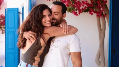 Χριστίνα Μπόμπα: H στιγμή που της ορμάει ο «καρχαρίας» Τανιμανίδης και οι φωτογραφίες με την αδελφή της Ελίνα