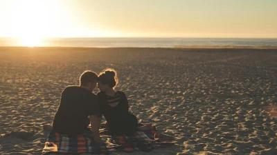 8 ιδέες για ρομαντικά ραντεβού το καλοκαίρι
