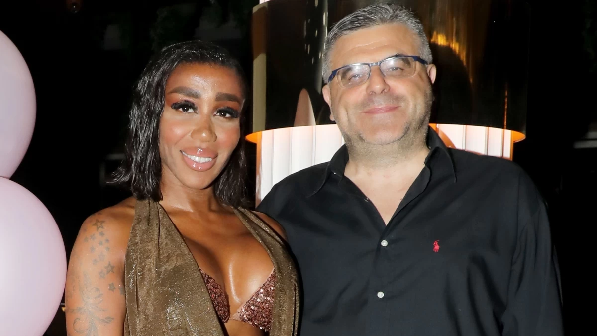 Ελίζαμπεθ Ελέτσι: Επέτειος με τον σύζυγό της Νεκτάριο Λεμονίδη! Γιόρτασαν τον ένα χρόνο γνωριμίας τους