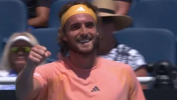 Στέφανος Τσιτσιπάς: Του έφερε γούρι η απουσία του πατέρα του – Άλλαξε προπονητή και επέστρεψε στις νίκες