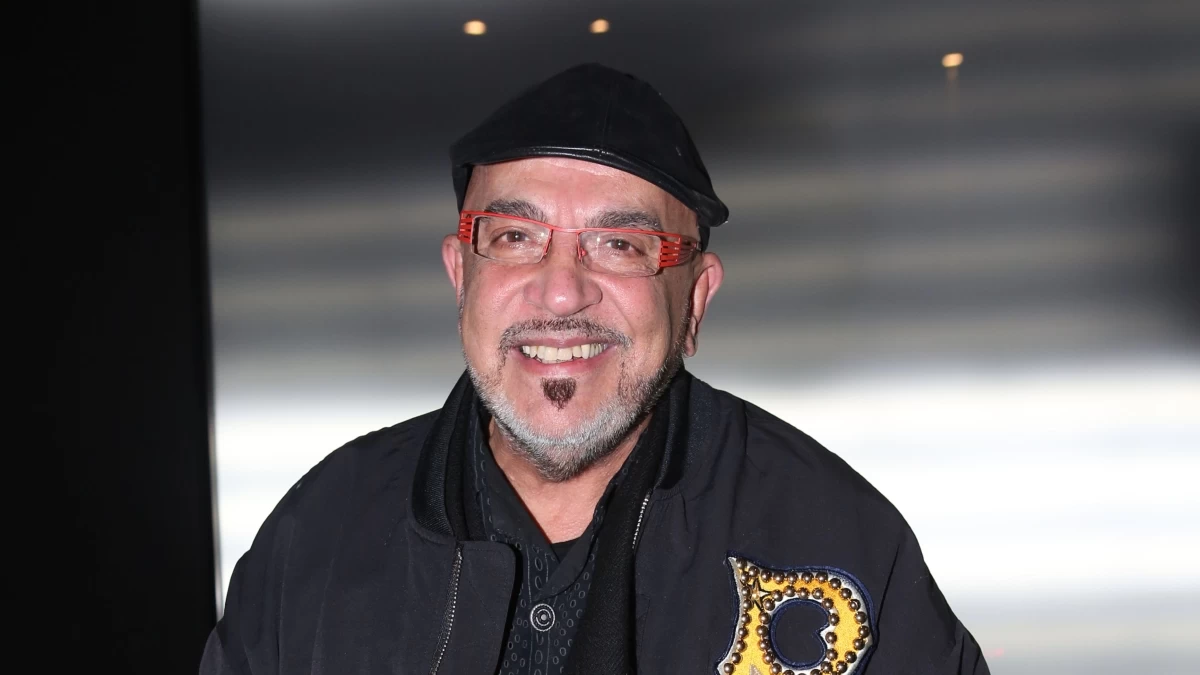 Γιάννης Ζουγανέλης: Το πρώτο μήνυμα μετά την καταστροφή του σπιτιού του από την φωτιά στον Βαρνάβα - Το βίντεο που δημοσίευσε