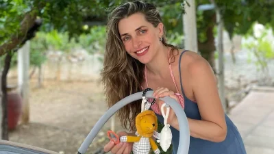 Βασιλική Τρουφάκου: Η τρυφερή στιγμή που θηλάζει τον 3 μηνών γιο της - Δείτε το βίντεο