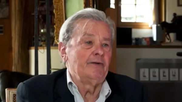 Πέθανε ο Αλέν Ντελόν - Η σπαρακτική ανακοίνωση των παιδιών του