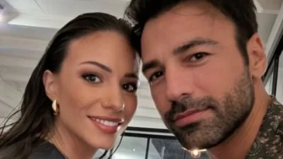 Αντρέας Γεωργίου – Σιμώνη Χριστοδούλου: Ερωτευμένοι στην Τήνο λίγο πριν τον γάμο τους