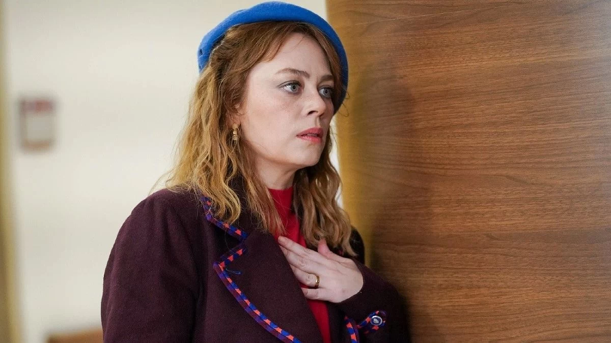 Bahar - Καινούργια αρχή (9/8): Η Μπαχάρ μαθαίνει για την απιστία του Τιμούρ - Πέφτει στην αγκαλιά του Εβρέν